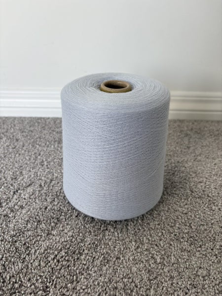 Merino wool yarn - 1kg - blue Carousel 1