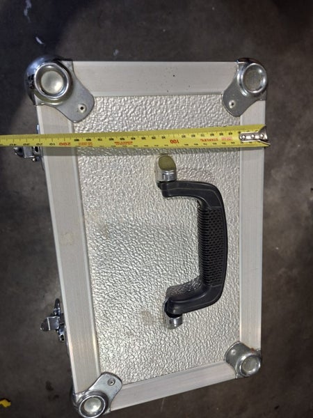 BARGAIN!! ROAD CASES Carousel 1