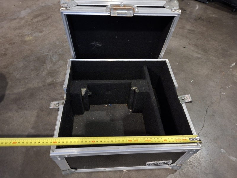 BARGAIN!! ROAD CASES Carousel 9