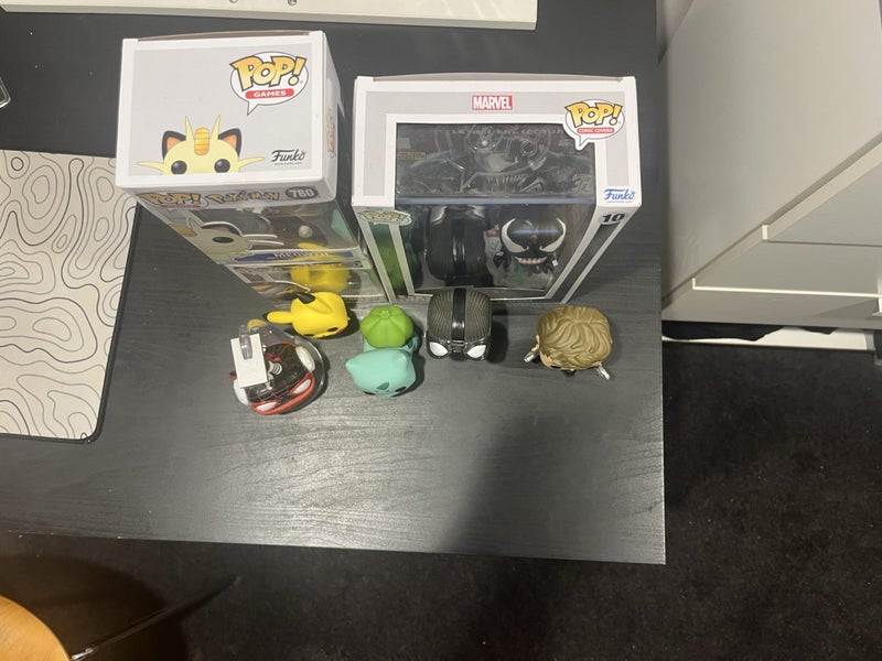 Small pop vinyl collection Carousel 1