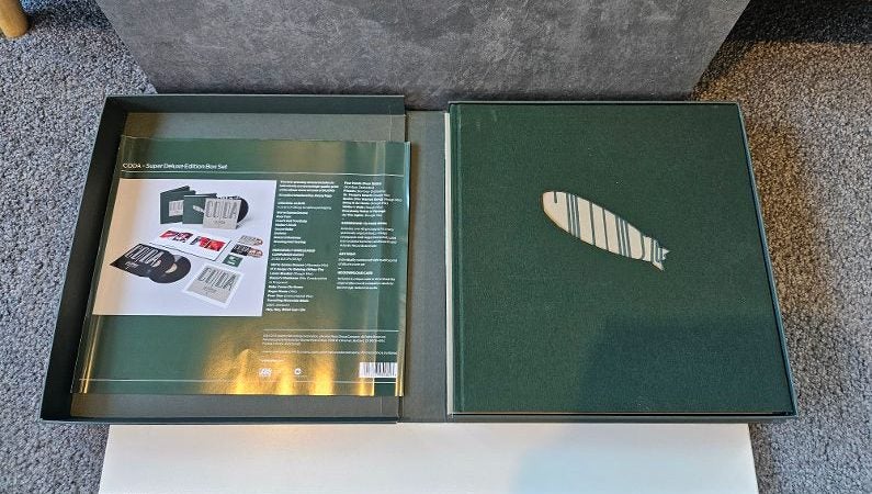 2015 Coda (Led Zeppelin album) - Box Set as New. Carousel 2