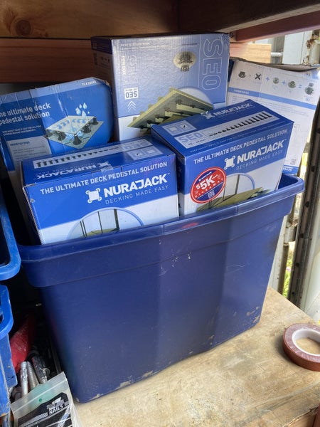 Decking jacks nurajack Carousel 5