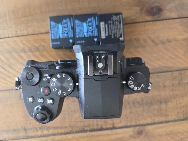 Professional 4K Content Creator Kit - Lumix G95 + DJI RSC 2 Gimbal (MINT) Carousel 1