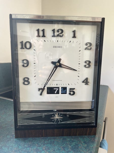 Seiko Transistor Wall Clock Carousel 1