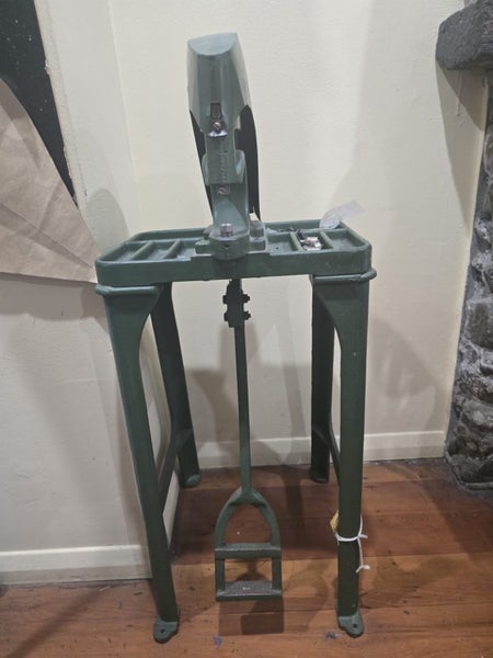 DOME PRESS Industrial CARR FAST CO Carousel 2