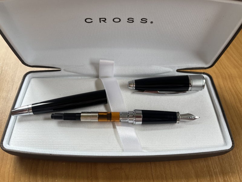 Cross Bailey Black Lacquer Fountain Pen Carousel 6