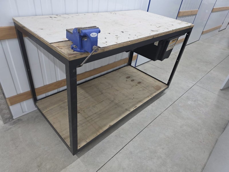 DIY Workshop with Tools Carousel 2