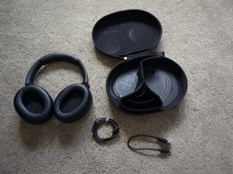 Sony WH-1000XM4 **FAULTY** Carousel 1