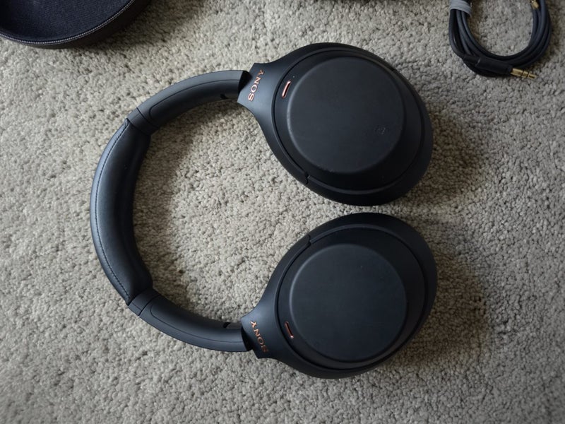 Sony WH-1000XM4 **FAULTY** Carousel 2