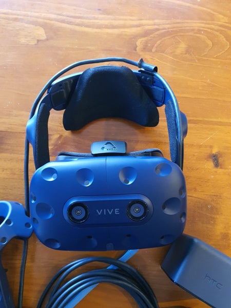 HTC Vive Pro VR Kit Carousel 2