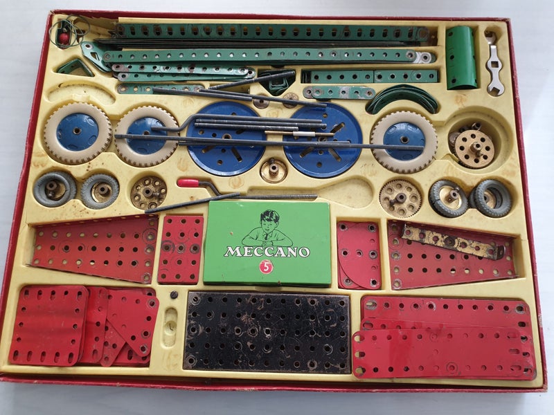 Meccano - huge 1960’s collection includes magazines and a working Steam Engine!! Carousel 2