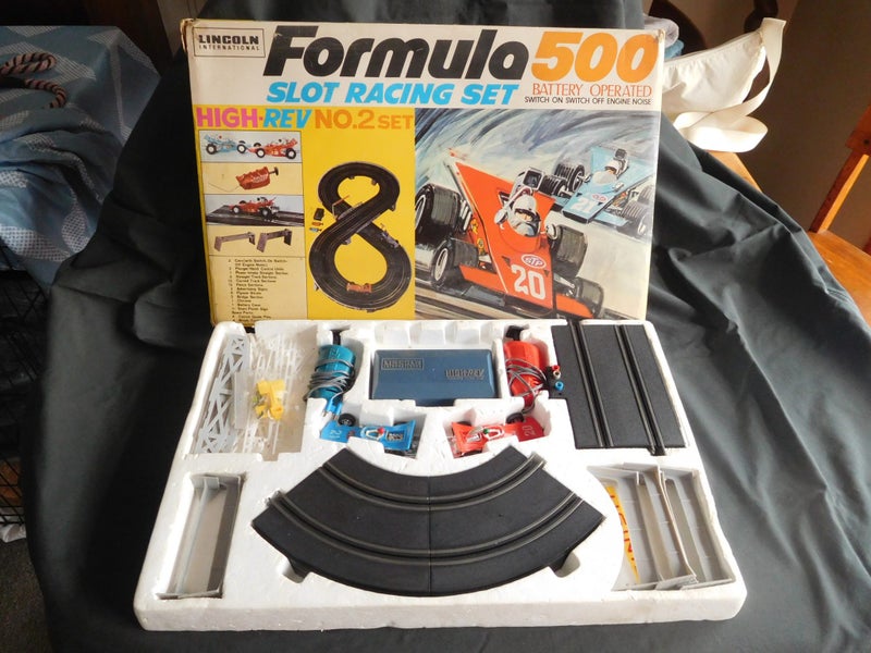 VINTAGE FORMULA 500 SLOT CAR SET Carousel 1