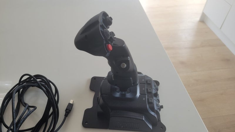 VKB Gladiator nx Carousel 2