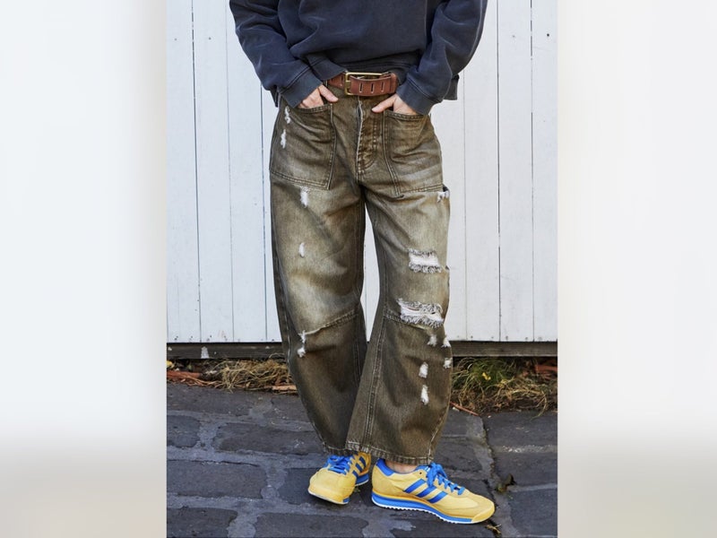 NEW. VERY COOL HAMMILL & CO , VINTAGE WASH DISTRESSED ARMY BARREL JEANS NEW Carousel 1