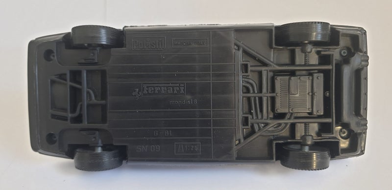FERRARI MONDIAL 8 1:25 SCALE OLD POLISTIL MODEL CAR MADE IN ITALY Carousel 6