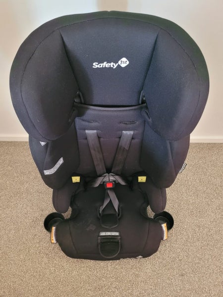 Harnessed Booster Car seat Carousel 2