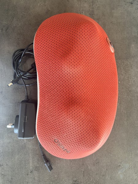 OSIM Neck and Shoulder Massager Carousel 1