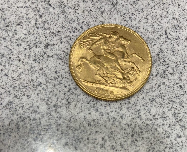 Gold Sovereign coin Carousel 2
