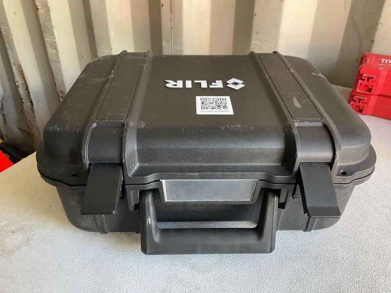 FLIR Thermal Studio Suite Carousel 1