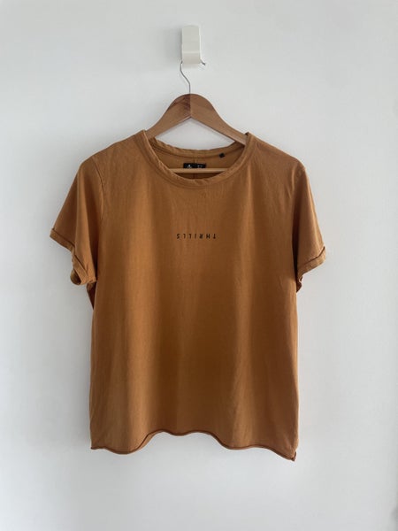 Thrills tshirt size 10 Carousel 2