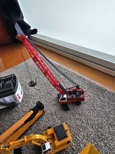 Liebherr & Siku Cranes & more Carousel 5