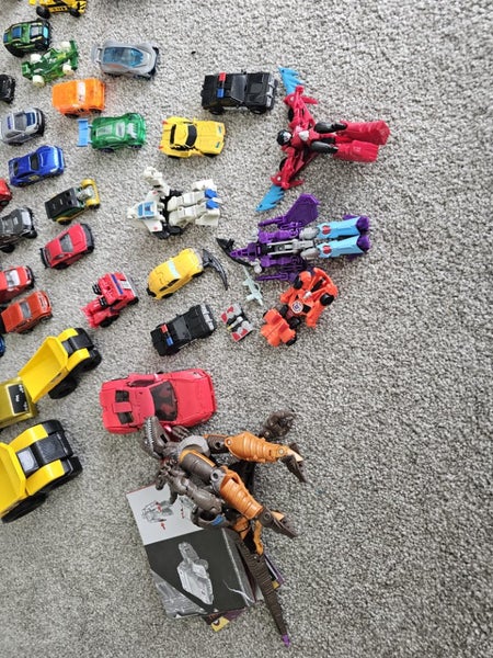 Matchbox Cars, Pullbacks, Planes & Transformers Carousel 6