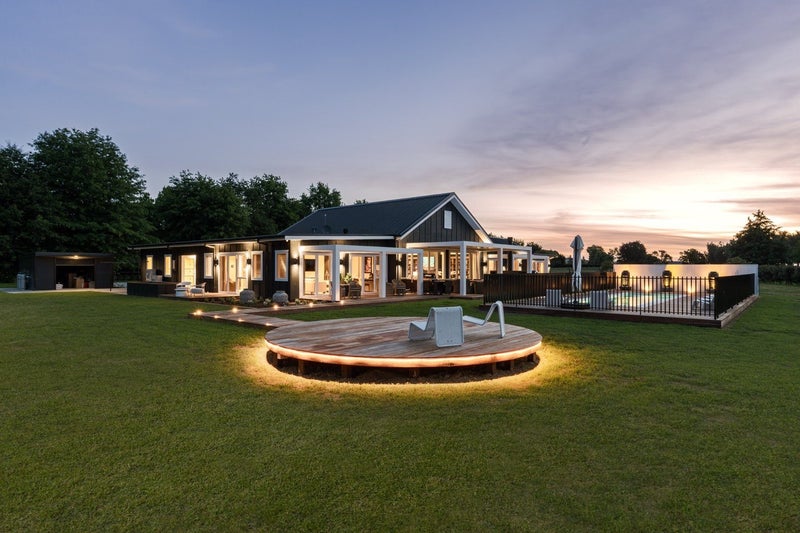 Higgs Building Co Carousel 1