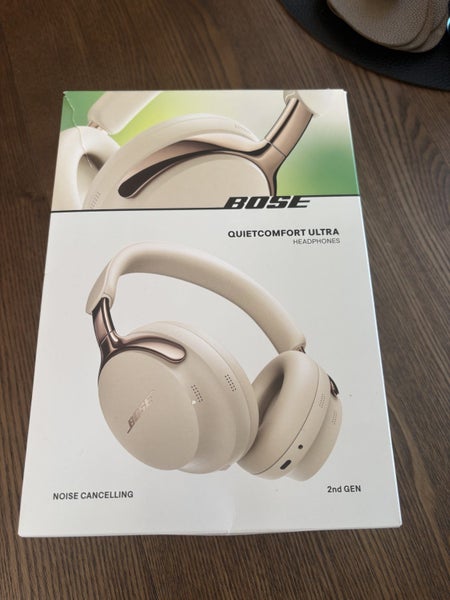 BOSE QUIET COMFORT ULTRA HEADPHONES Carousel 1