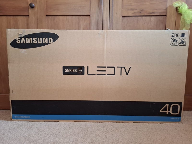 Samsung 40 inch LED TV (for repair/parts) Carousel 2
