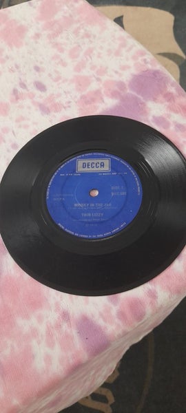 Whiskey In The Jar. Thin Lizzy Carousel 1