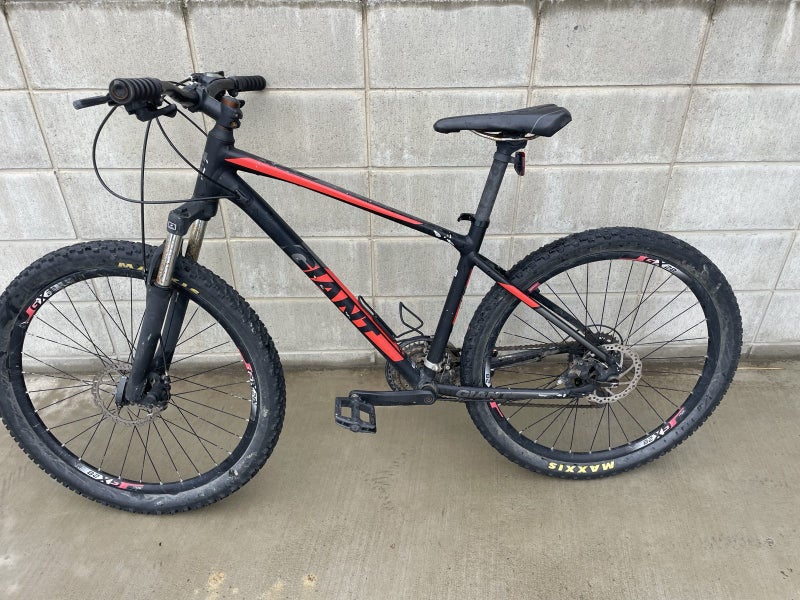 Giant mountain bike Carousel 2