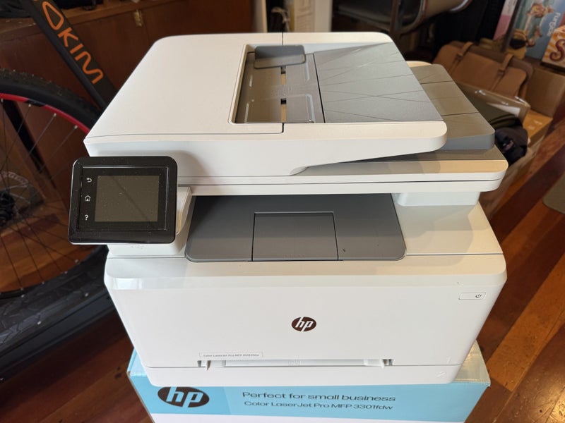 HP LaserJet Pro Color Printer Carousel 1