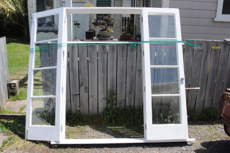 2 X TELESCOPIC WINDOW STAYS IN GOOD CONDITION Carousel 20