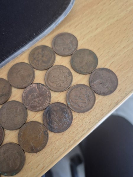 bulk 36 Australia 1 cent cions $1!! Carousel 4