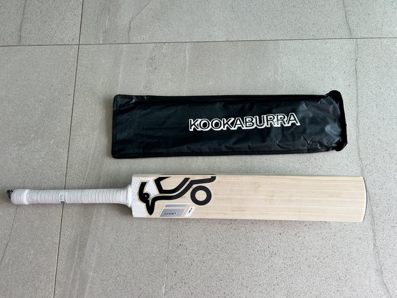 Kookaburra Ghost Pro 1.0 Cricket Bat Carousel 1