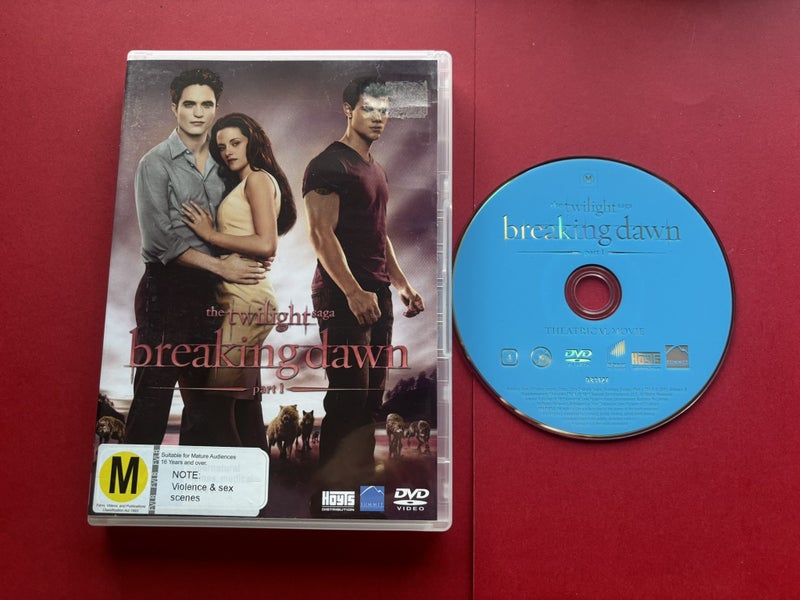 THE TWILIGHT SAGA BREAKING DAWN - PART 1 ~~ (B0X C5) Carousel 1