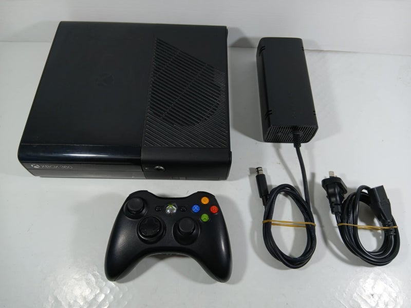 Xbox 360 E Console *NEWEST MODEL* Carousel 1