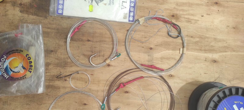 Fishing Tackle Lot – Hooks, Lures, Traces & More – Everything in Photos Carousel 2