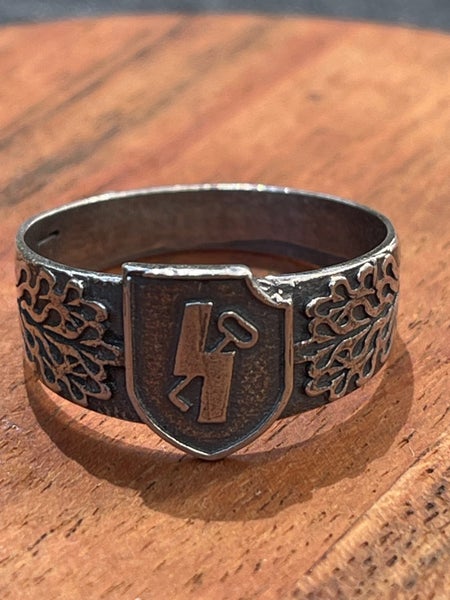 Hitler Youth - Nazi WW2 Ring Carousel 1