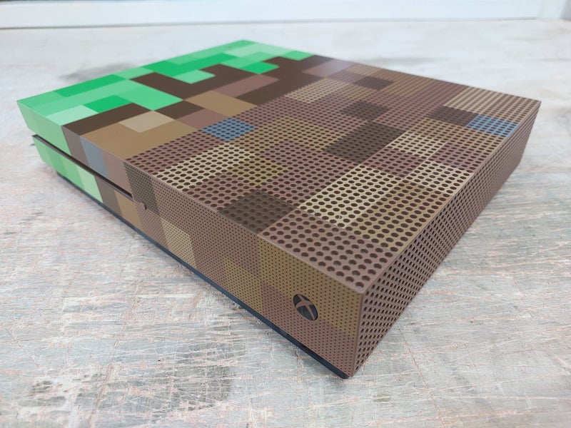 Xbox One S 1TB Minecraft Limited Edition Console Carousel 2