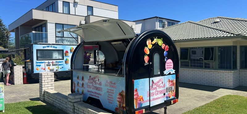 Real fruit /Shaved Ice/ Milk shake and Coffee OR FOOD as well. Carousel 5
