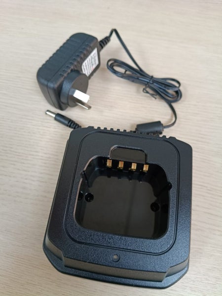 Fast Charger for Tait TP8100 TP9300 TP9400 Portable Radio Carousel 1
