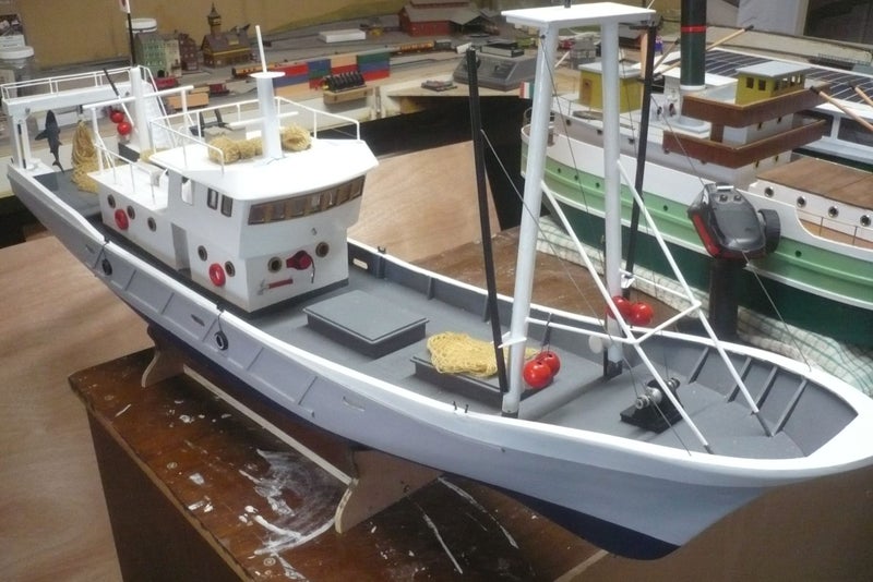 RTR RC Offshore Fishing Boat 1100mm LOA. Carousel 2