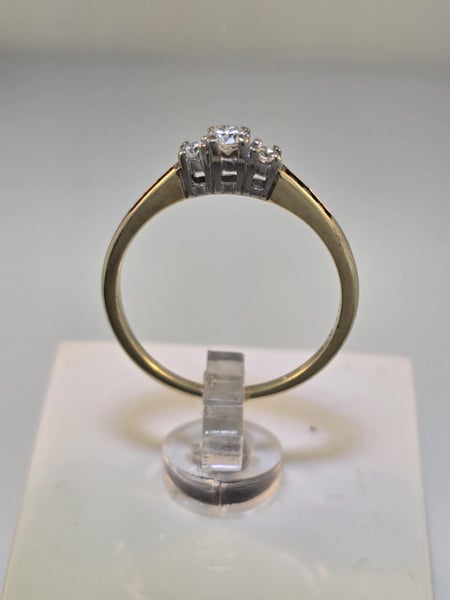 Modern 3 Stone Diamond Ring + Valuation Carousel 2