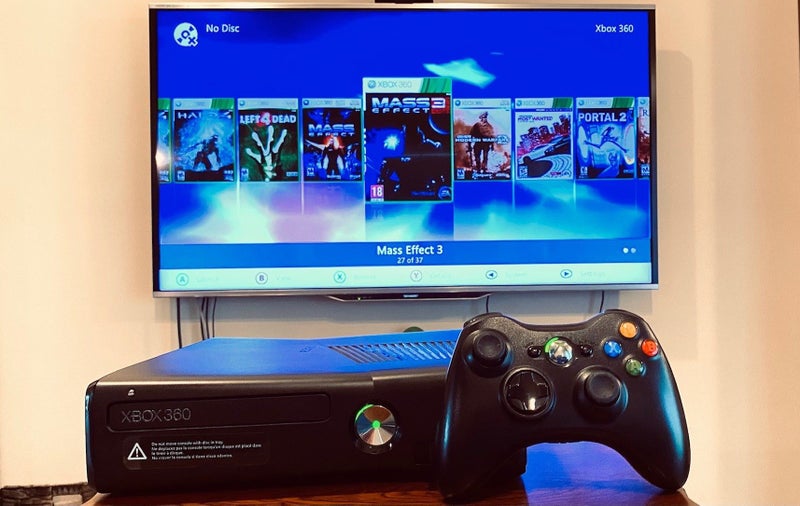 Xbox 360 Console - RGH3 MODDED Carousel 2