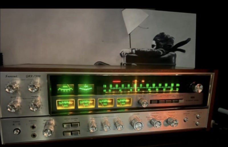 Vintage QRX 7500 Receiver by Sansui Carousel 1