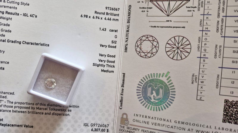 $1 RES * Valuation $10,447.00 * 1.43ct Round Large WHITE Diamond Loose IGL CERT Carousel 1