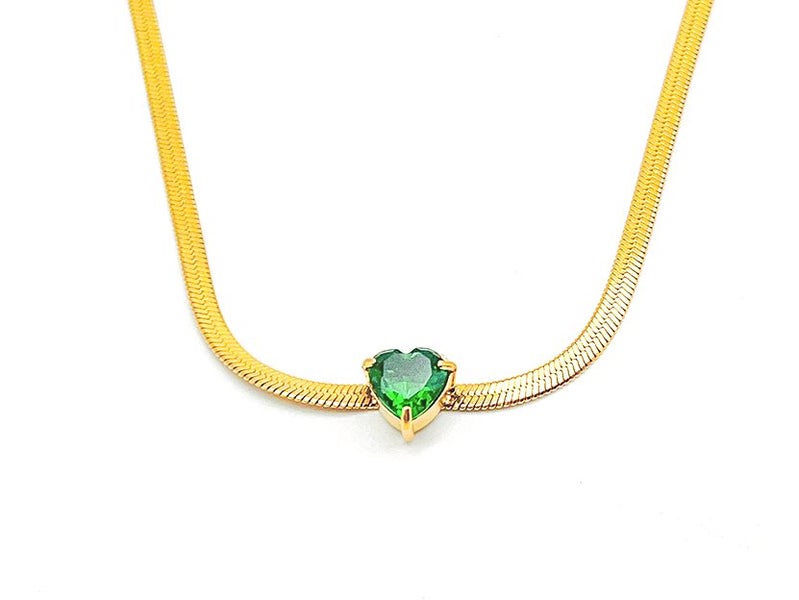 Gold-Plated Heart Necklace with Sparkling Zirconia Pendant Carousel 1