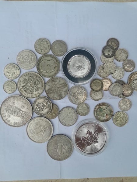 NICE HEAP OF SILVER Carousel 1