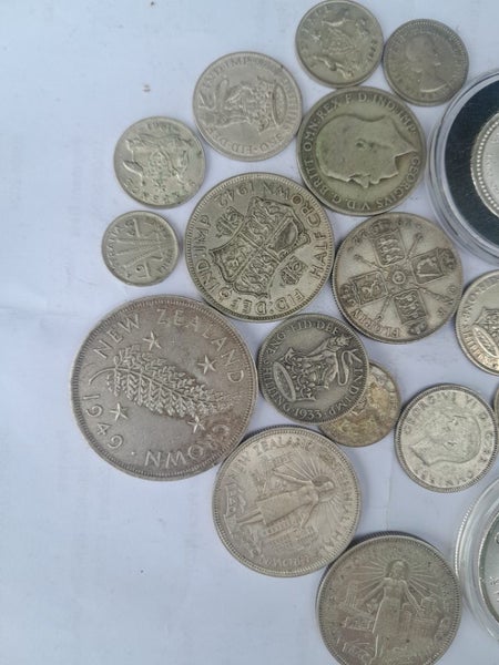 NICE HEAP OF SILVER Carousel 2